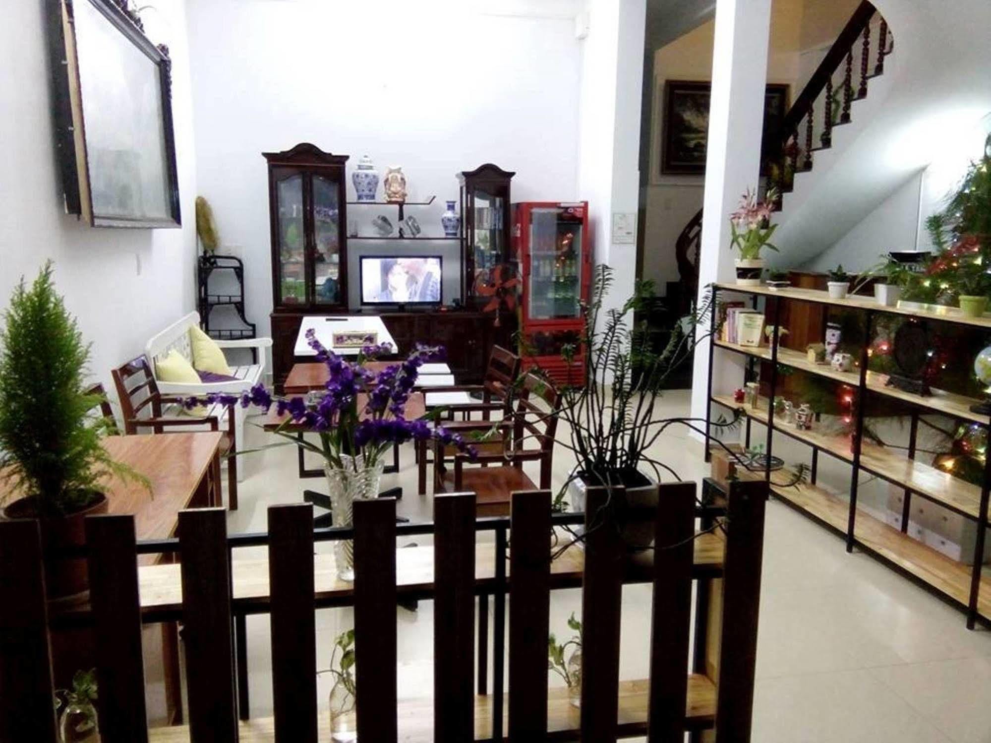 Rubis Hostel Hue Exteriér fotografie